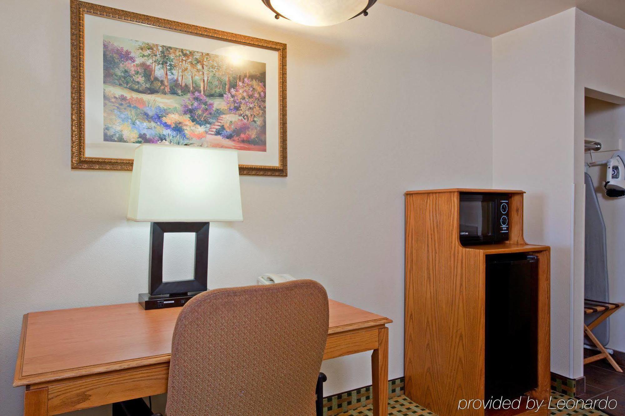Holiday Inn Express Kingman By Ihg Phòng bức ảnh